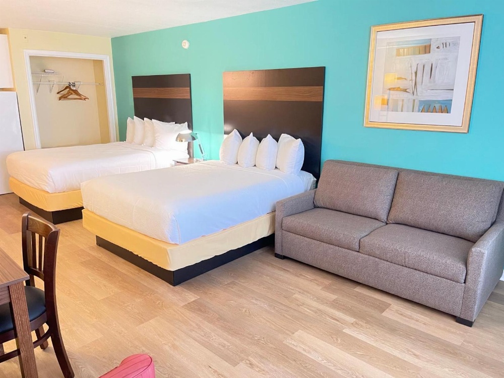 Casablanca Oceanside Inn