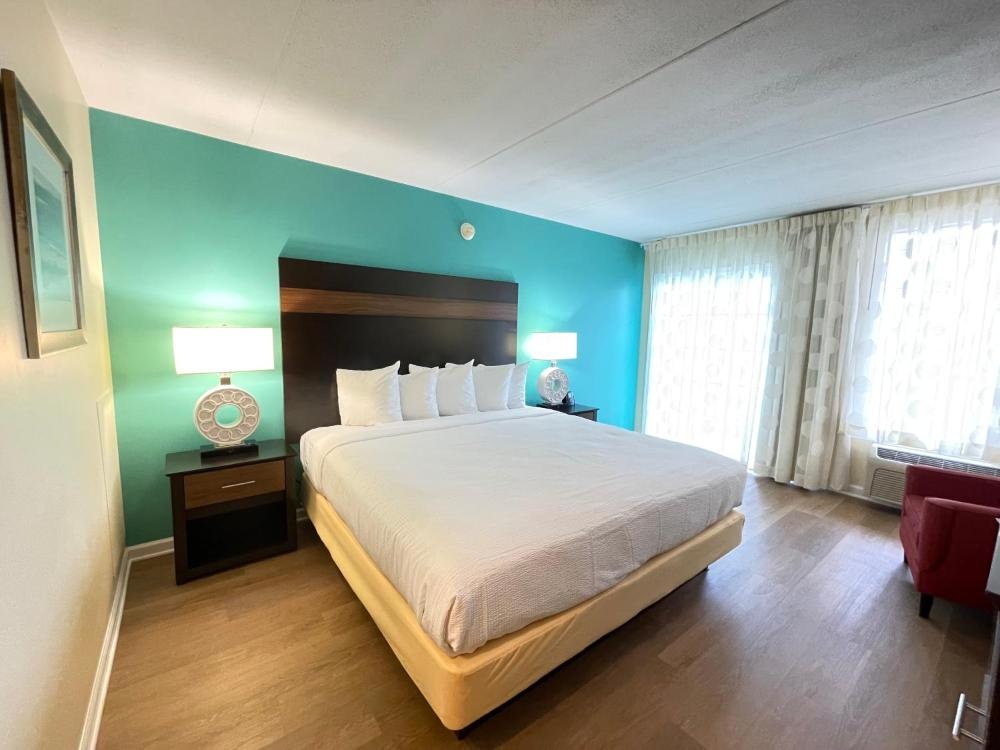 Casablanca Oceanside Inn